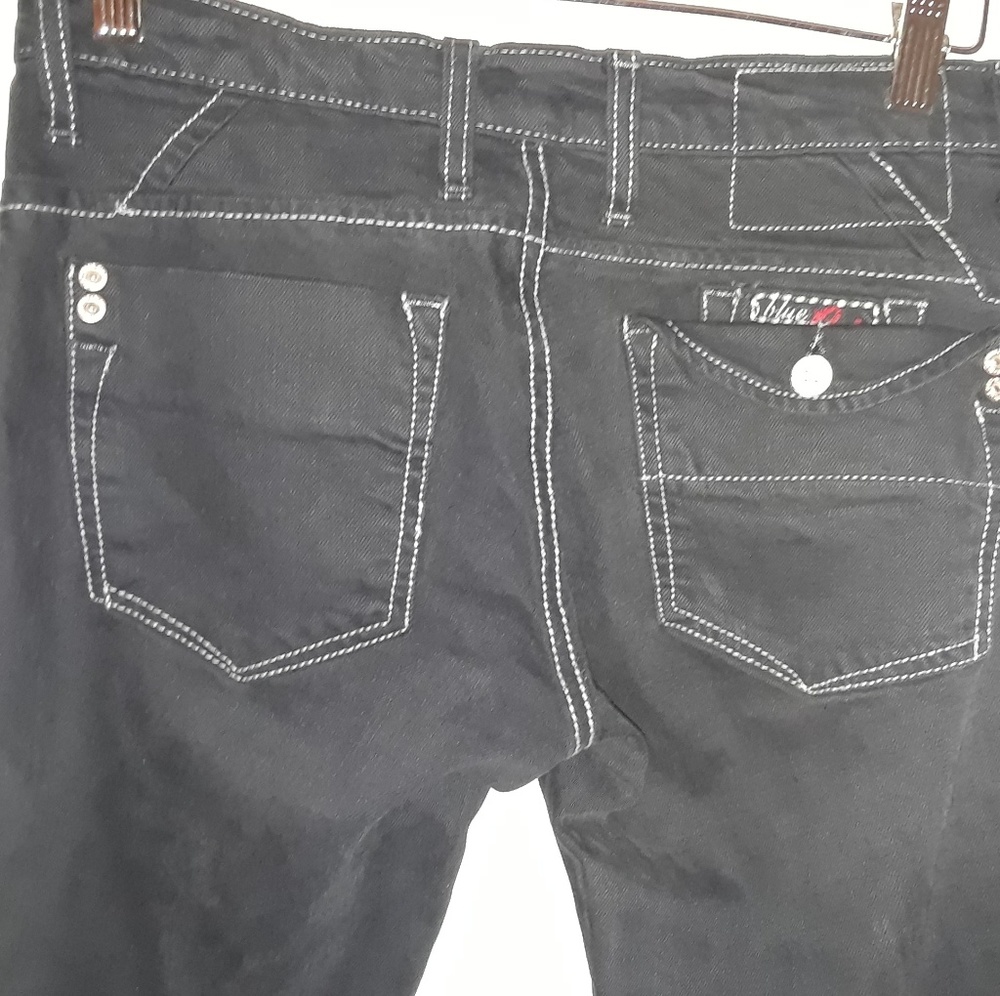 Original NWOT straight leg dark denim Blue Cult